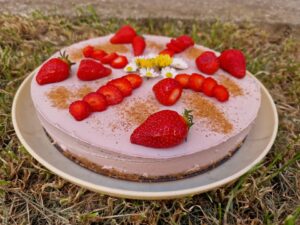 Vegan Raw Strawberry Cheesecake โ Spring Rhapsody ๐ธ๐ or