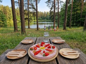 Vegan Raw Strawberry Cheesecake โ Spring Rhapsody ๐ธ๐ openart image 1777134214540 3d3cfc10 1777134214965 8c0afe45